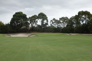 Yarra Yarra 8th Approach